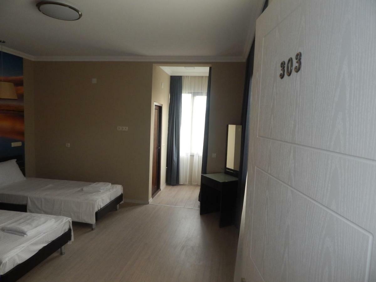 My House Hotel Batumi Exterior photo